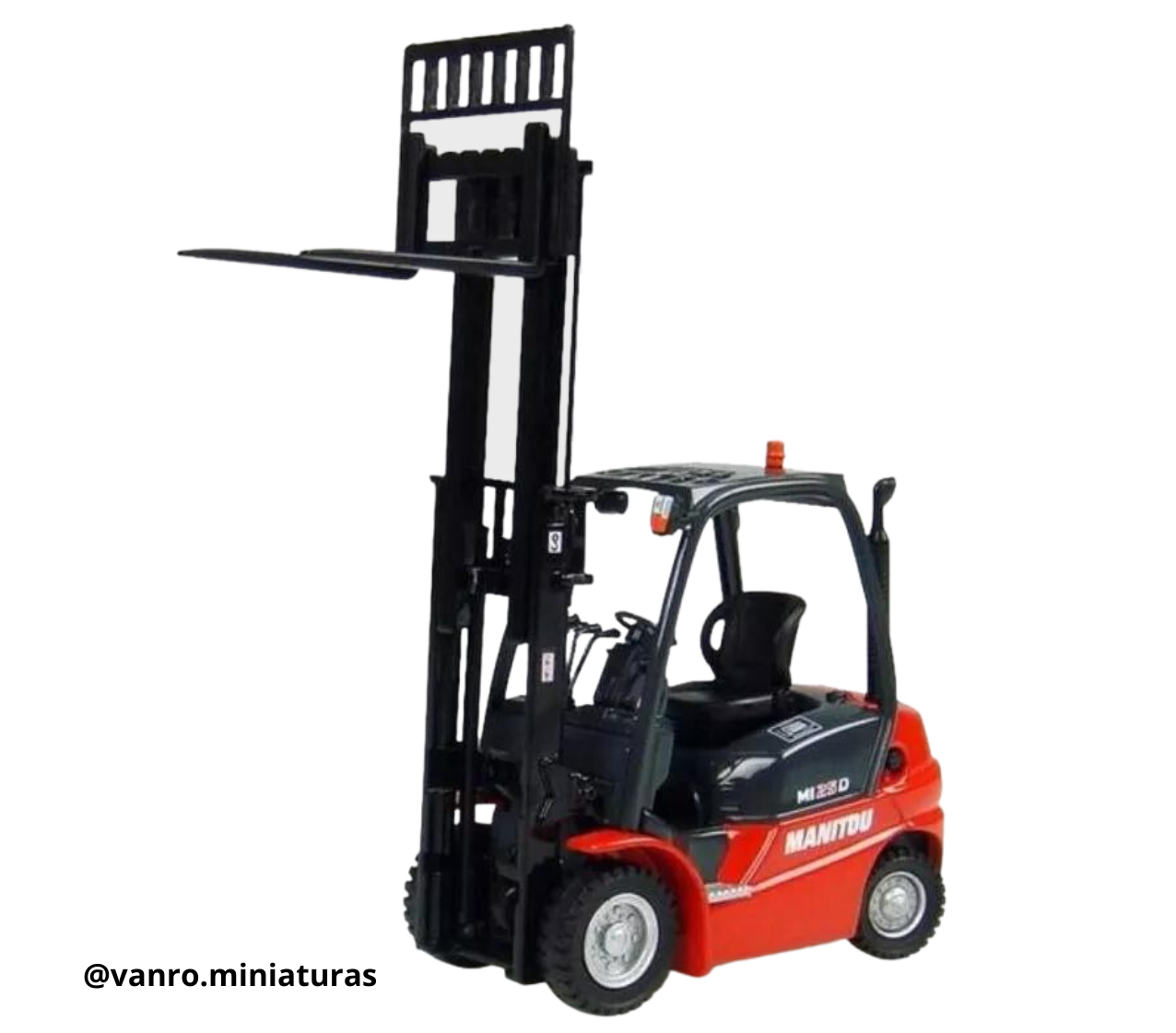 Grúa Horquilla MI 25D – Universal Hobbies