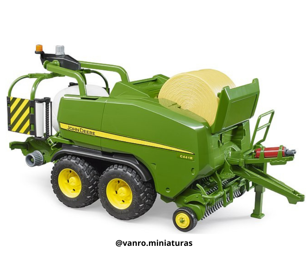Enfardadora John Deere C441R – Bruder Toys