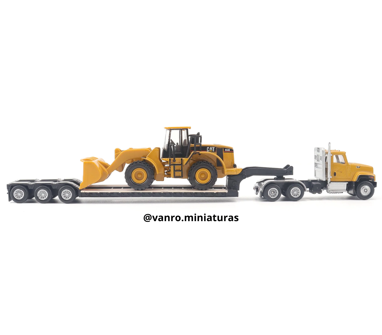 Camión Cat. CT681 C/Baja C/Cargador Frontal Cat. 950G – Diecast Masters